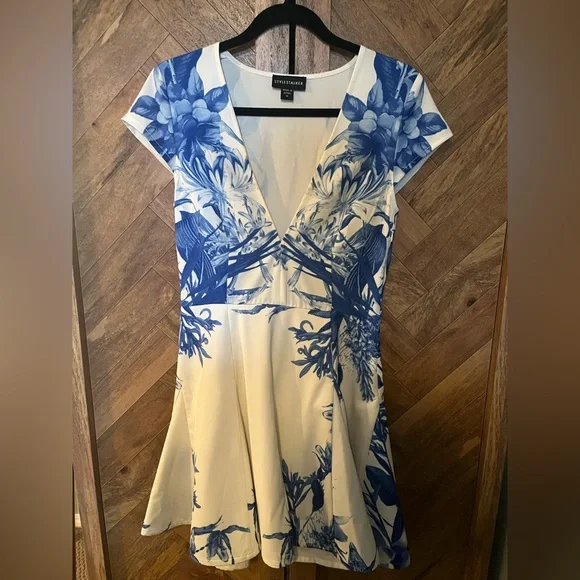 Stylestalker Skater Dress - Picture 3 of 4